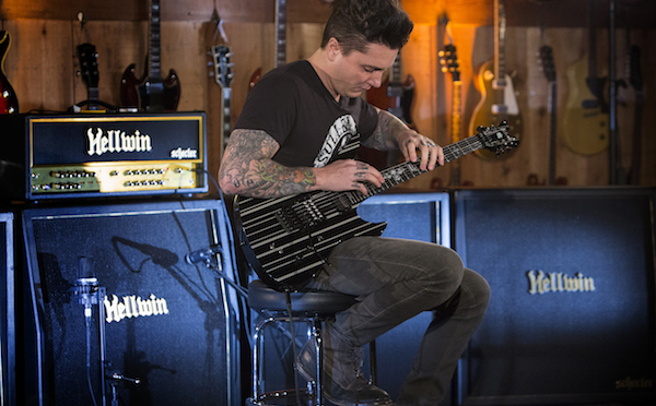 Synyster Gates na Guitar Center Master Class (FOTO: Divulgação)